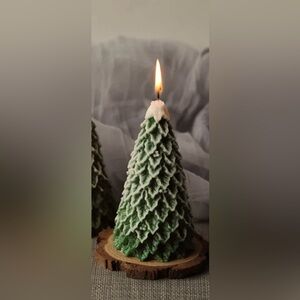 Seasonal collection with scents to match the feeling!🎄🍁🍂